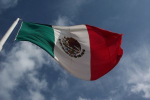 insurance-mexican-flag